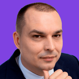 Михаил Болдырев, владелец бренда чая Tea Leaf